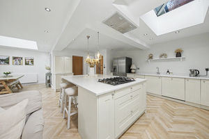 Upland Rise Walton